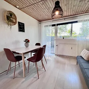 15-min-walk-to-lego-house-50m2-apartment-with-garden.billund-hotels.com/