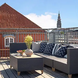 Apartamento Sanders Leaves - Cute One-bedroom With A Large Rooftop Terrace, Copenhague